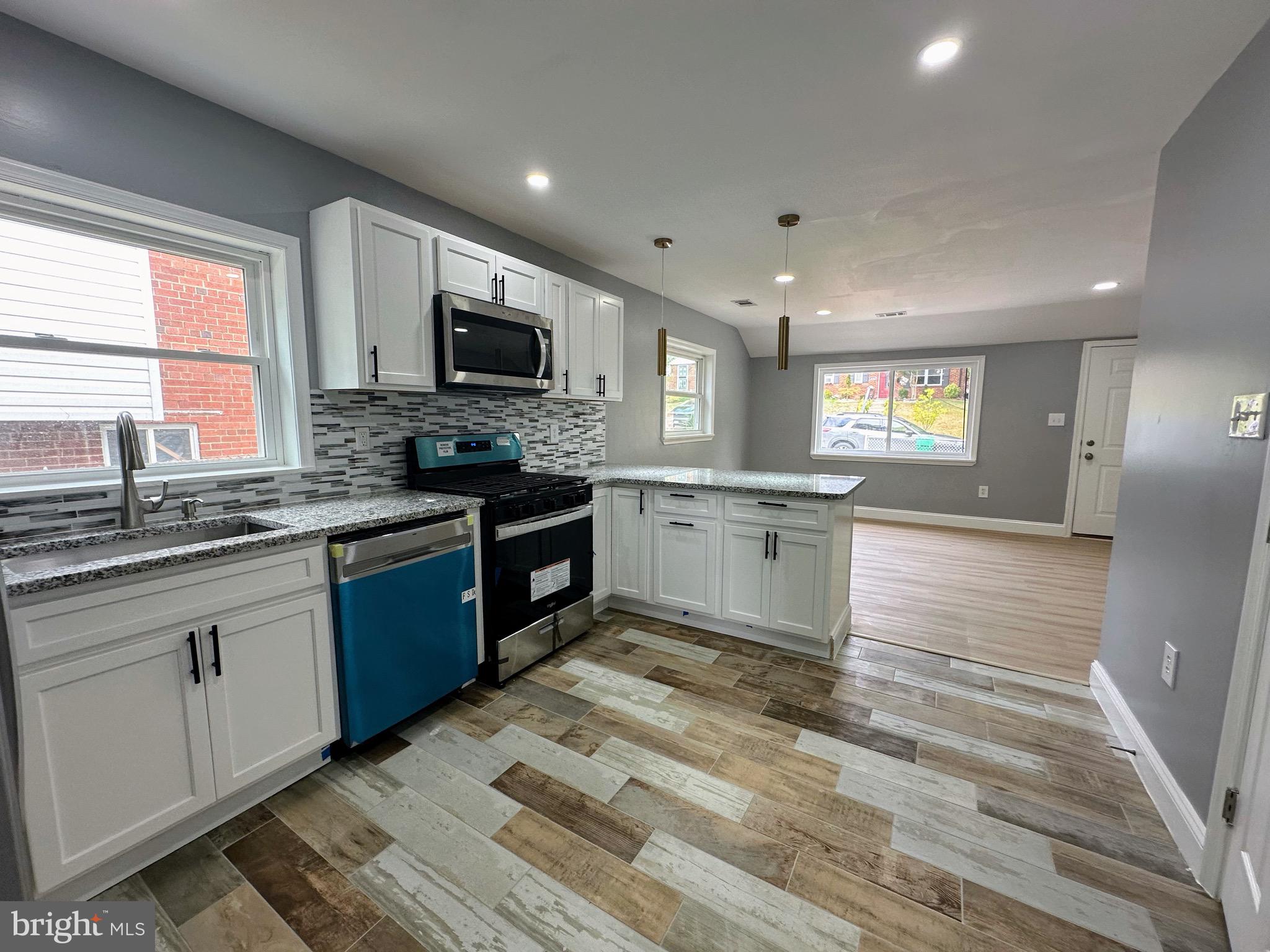 6937 Decatur Place Hyattsville, MD 20784 - Photo 9 of 17