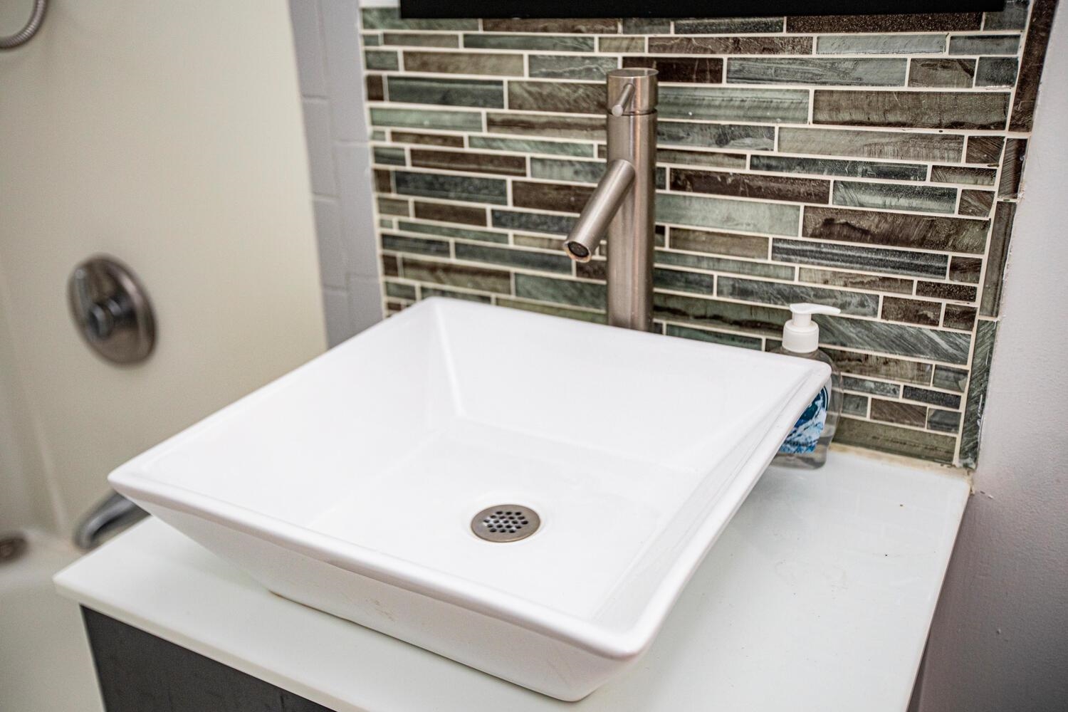 341 Monmouth Street, Unit 203D Jersey City, NJ 07302 - Photo 13 of 23