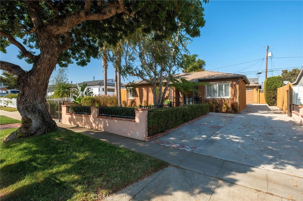 2519 Ralston Lane Redondo Beach, CA 90278 - Photo 41 of 69 a view of a house with a yard