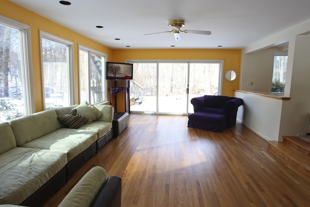 30 Burlington Road Bedford, MA 01730 - Photo 4 of 29 Gallery Image 4
