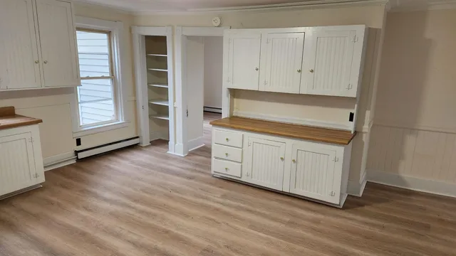 $1,795 | 42 Chestnut Street, Unit 2, Claremont, NH 03743