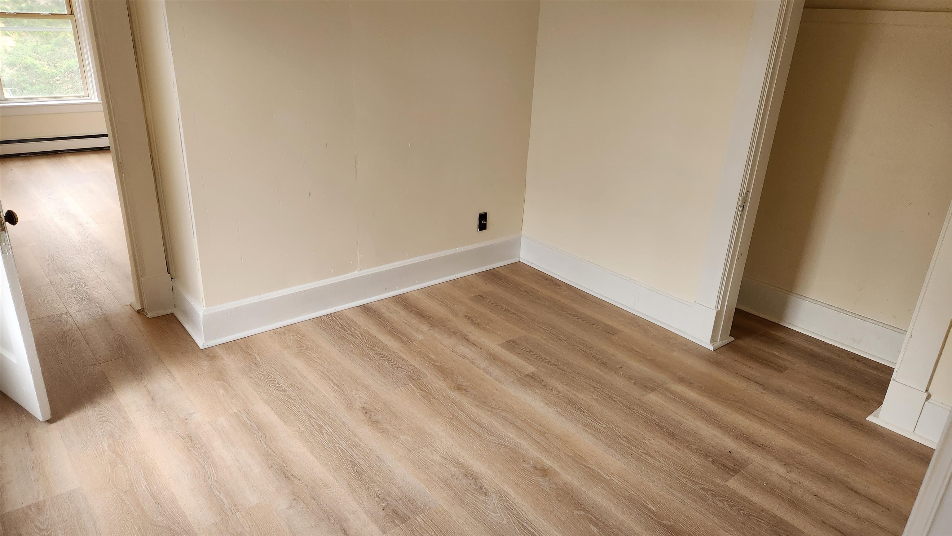 42 Chestnut Street, Unit 2 Claremont, NH 03743 - Photo 5 of 5