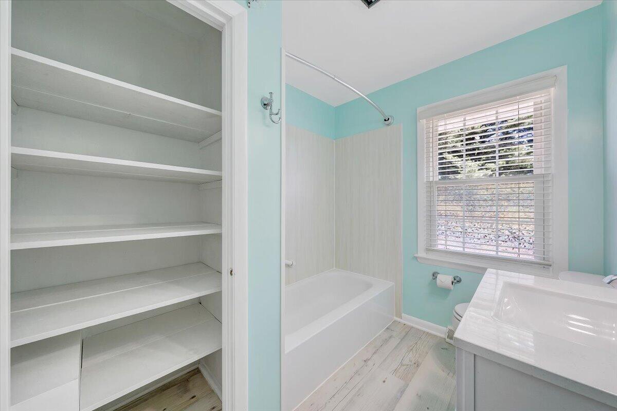 5812 Cove Road Roanoke, VA 24019 - Photo 14 of 28 22-MIB02635