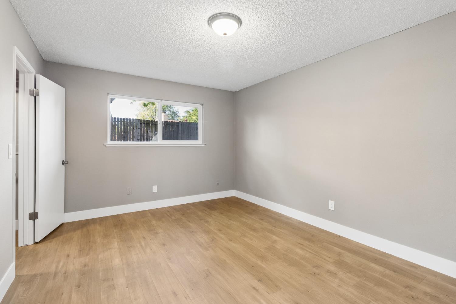 7249 Windjammer Way Citrus Heights, CA 95621 - Photo 21 of 41 an empty room with windows
