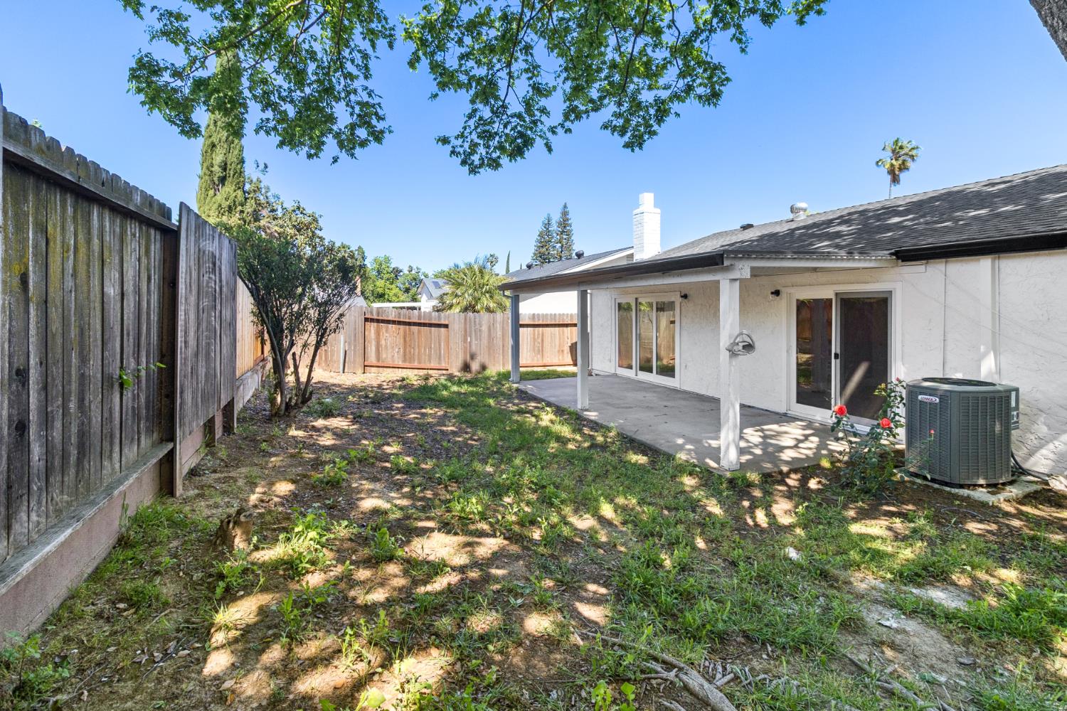 7249 Windjammer Way Citrus Heights, CA 95621 - Photo 39 of 41 a backyard of a house with seating space