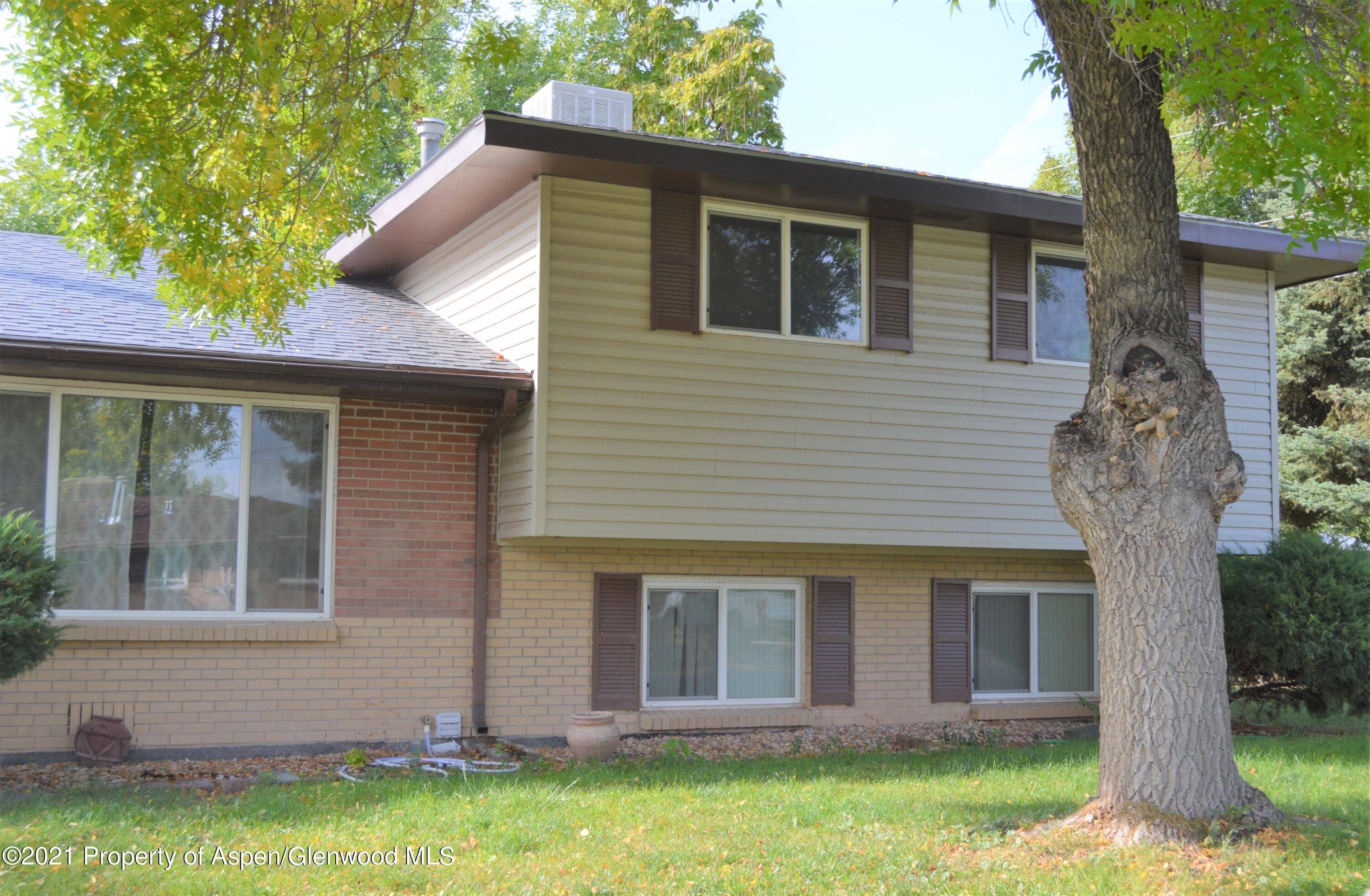 2113 Yosemite Road Grand Junction, CO 81507 - Photo 1 of 38 DSC_0072 (2)