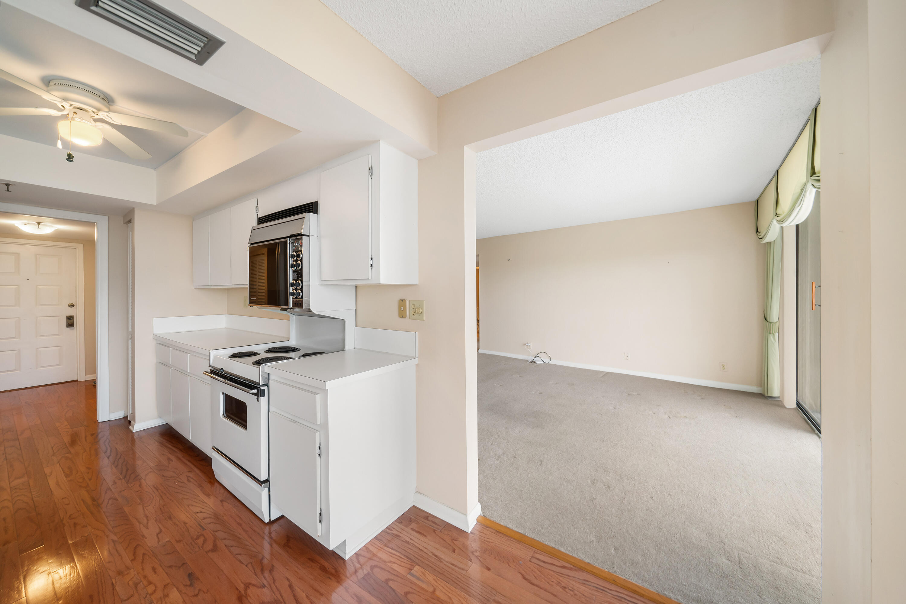 1300 Florida A1A, Unit 412 Jupiter, FL 33477 - Photo 22 of 58 1300 S A1A unit 412 8-2