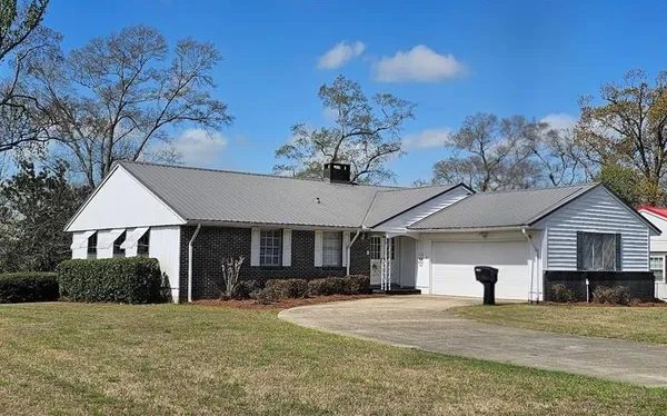 $215,000 | 240 Bradford Drive, Ozark, AL 36360