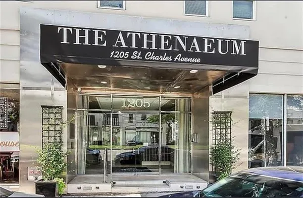 $1,400 | 1205 St Charles Avenue, Unit 815, New Orleans, LA 70130