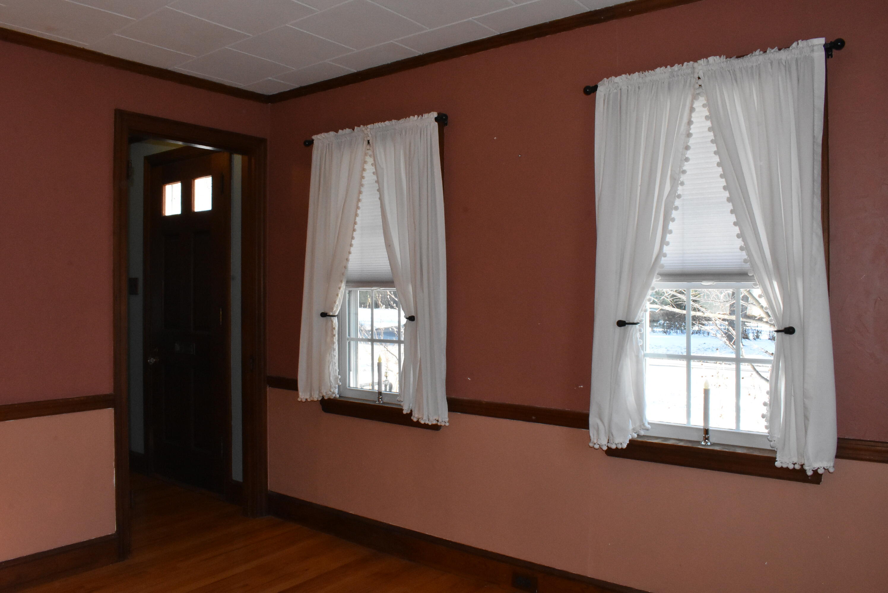 428 Allen Avenue Portland, ME 04103 - Photo 29 of 85 Dining Windows