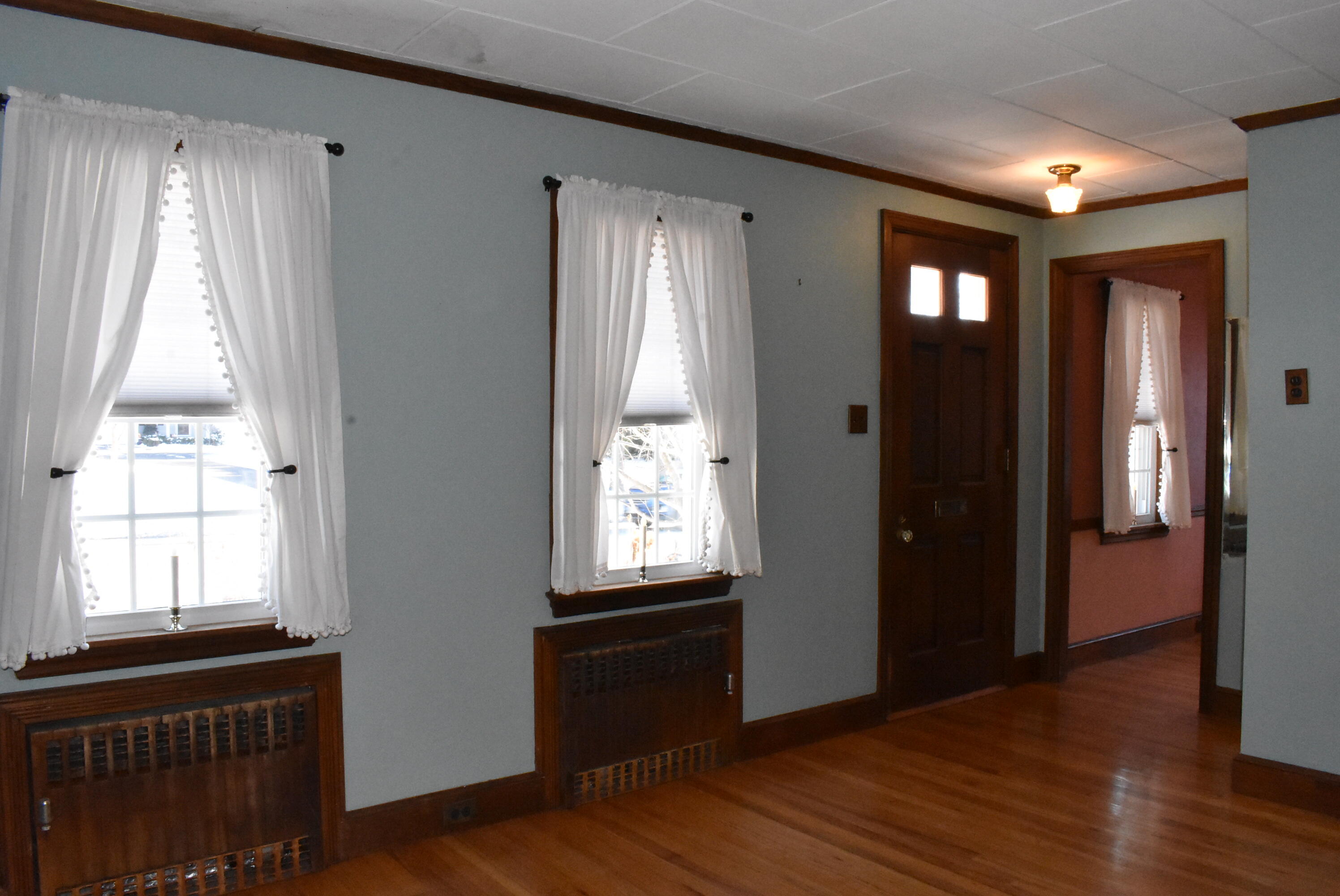 428 Allen Avenue Portland, ME 04103 - Photo 34 of 85 Living Front Door