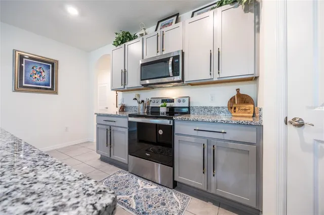 $304,900 | 216 Hickory Crse Circle, Ocala, FL 34472