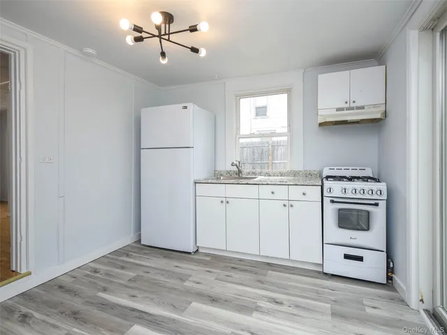 $1,199,000 | 12 2nd Avenue, Port Washington, NY 11050