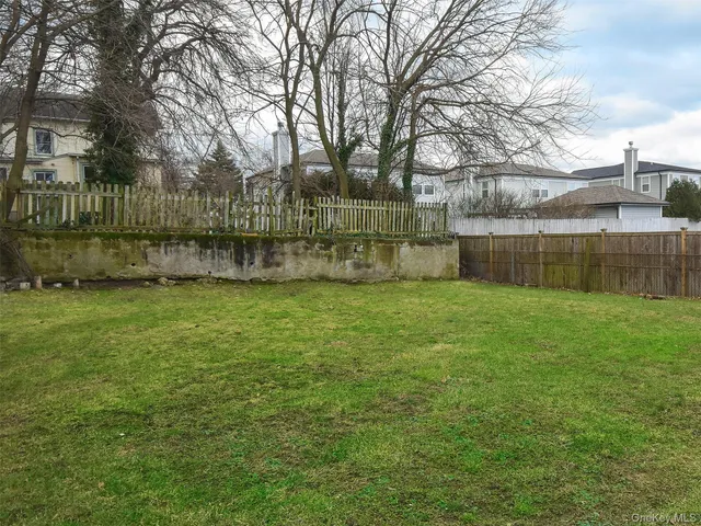 $1,199,000 | 12 2nd Avenue, Port Washington, NY 11050