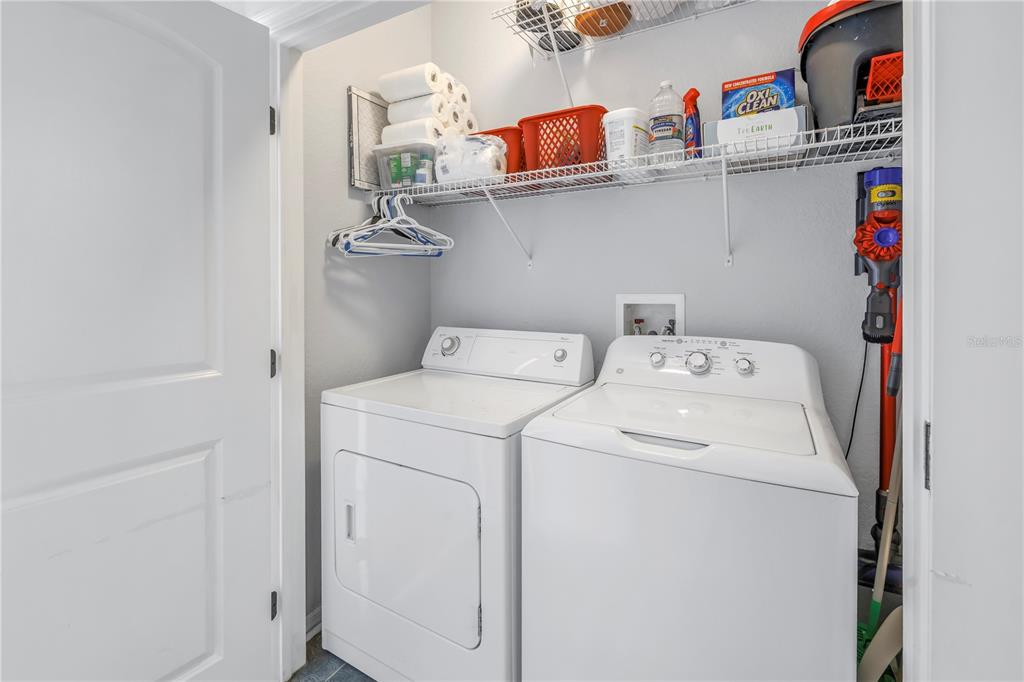 4221 West Spruce Street, Unit 1325 Tampa, FL 33607 - Photo 19 of 35 a utility room with dryer and washer