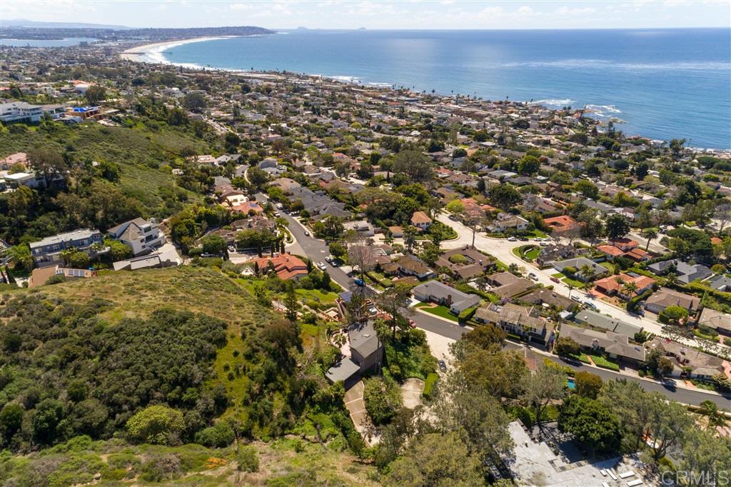 751 Dodge Drive La Jolla, CA 92037 - Photo 2 of 15