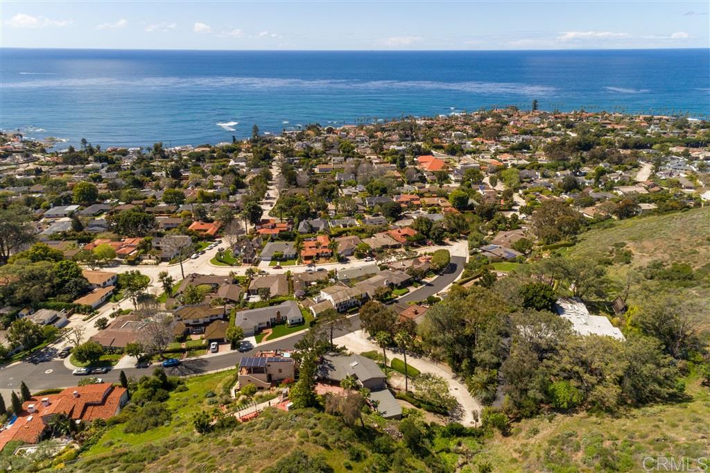 751 Dodge Drive La Jolla, CA 92037 - Photo 11 of 15