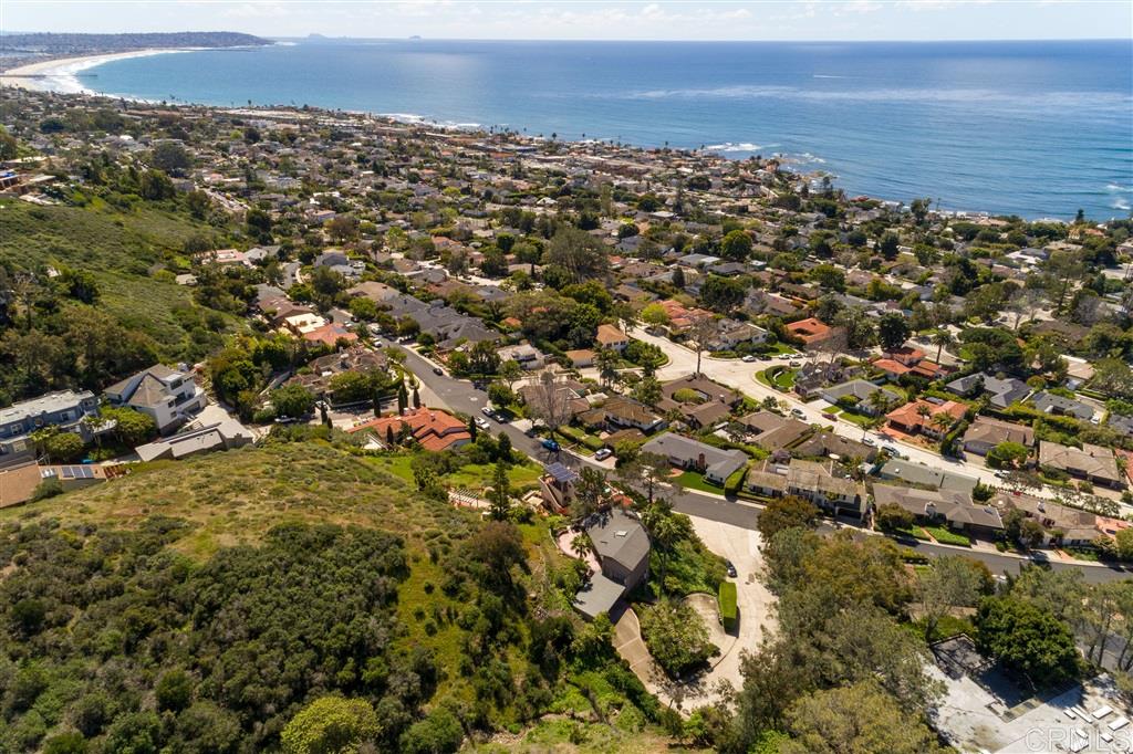 751 Dodge Drive La Jolla, CA 92037 - Photo 12 of 15