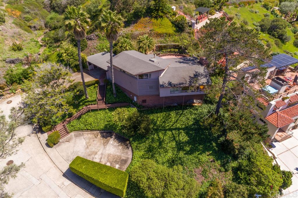 751 Dodge Drive La Jolla, CA 92037 - Photo 3 of 15