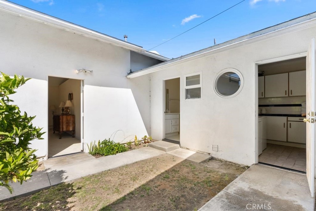 482 Abbie Way Costa Mesa, CA 92627 - Photo 22 of 37