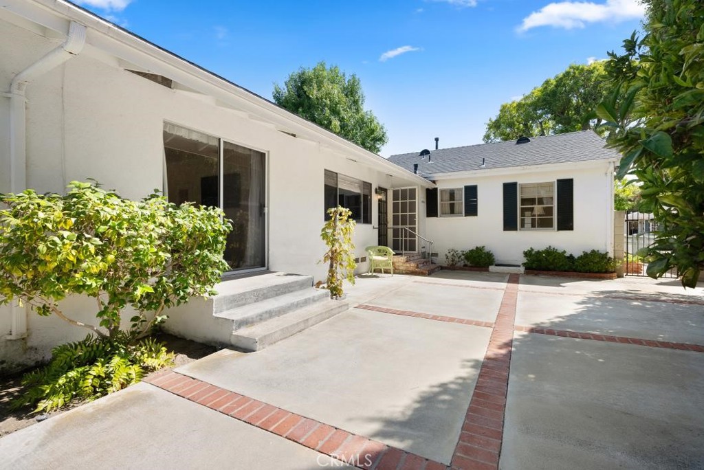 482 Abbie Way Costa Mesa, CA 92627 - Photo 24 of 37