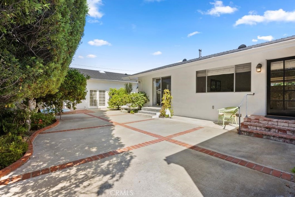 482 Abbie Way Costa Mesa, CA 92627 - Photo 26 of 37