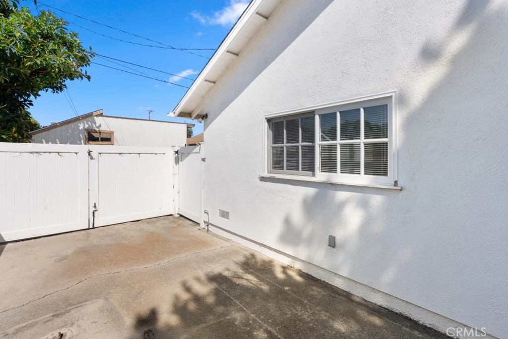 482 Abbie Way Costa Mesa, CA 92627 - Photo 29 of 37
