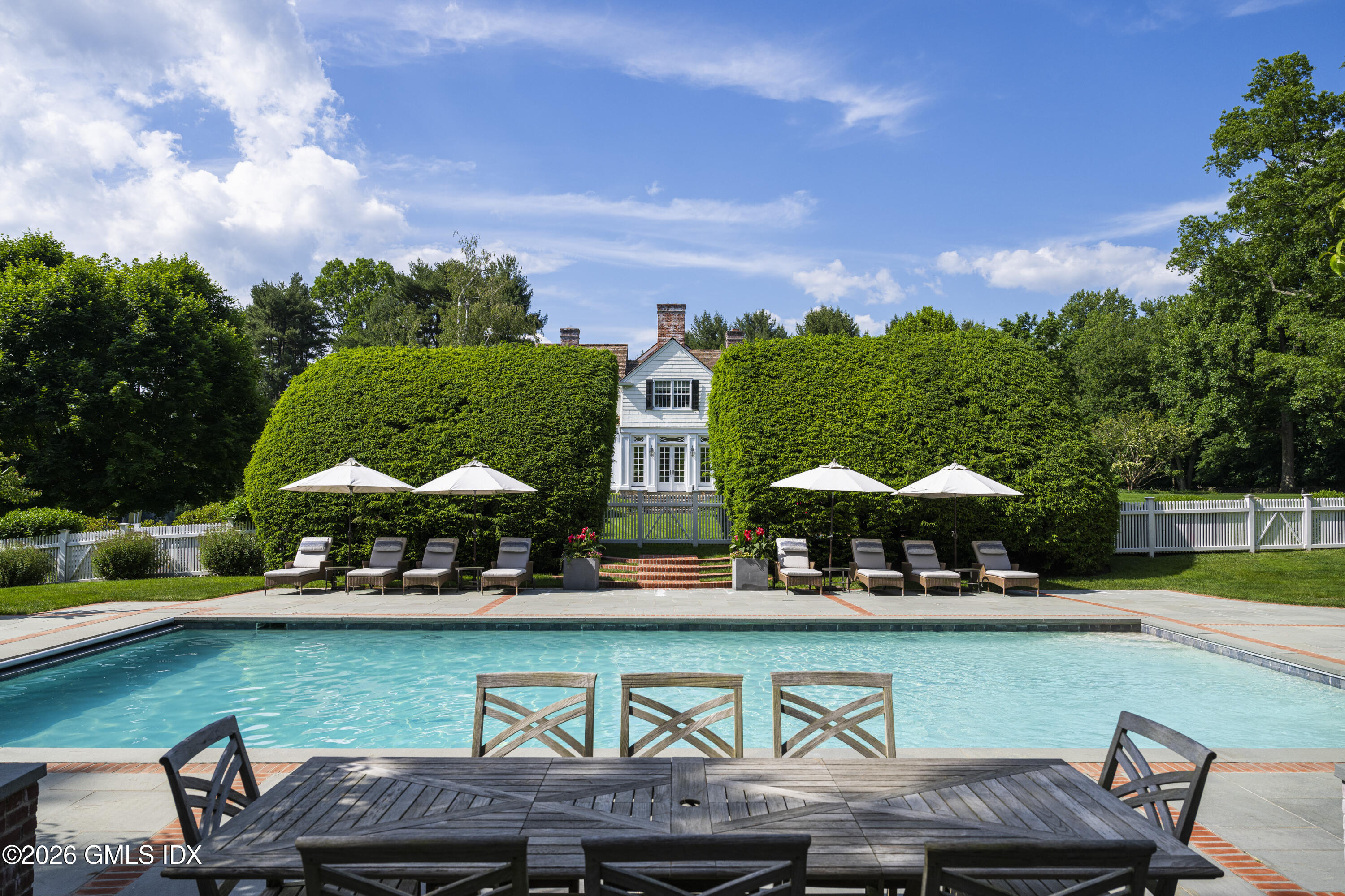 865 Hollow Tree Ridge Road Darien, CT 06820 - Photo 28 of 47 Pool