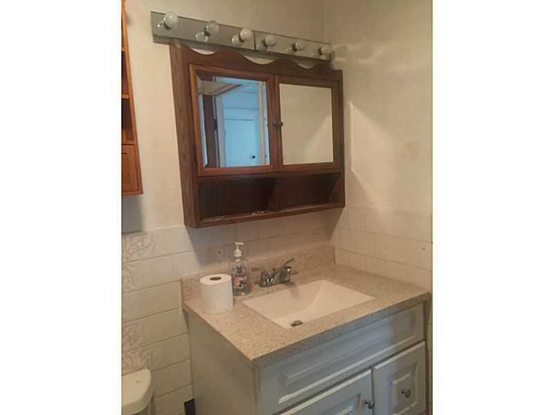 71 Strawberry Field Road Warwick, RI 02886 - Photo 14 of 20 Bathroom.
