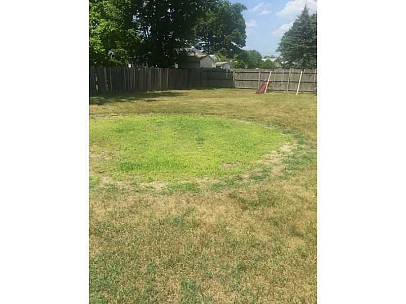 71 Strawberry Field Road Warwick, RI 02886 - Photo 6 of 20 Exterior Back.