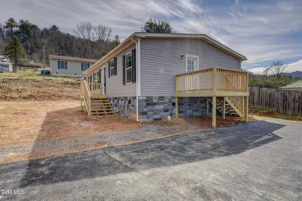$199,000 | 206 Florida Avenue, Erwin, TN 37650