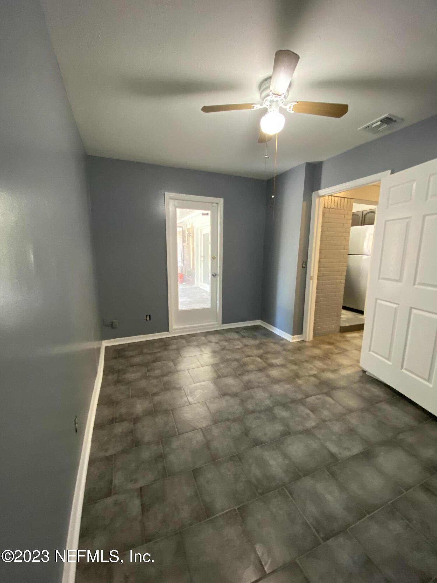 6217 Shetland Road Jacksonville, FL 32277 - Photo 15 of 20 IMG_6419
