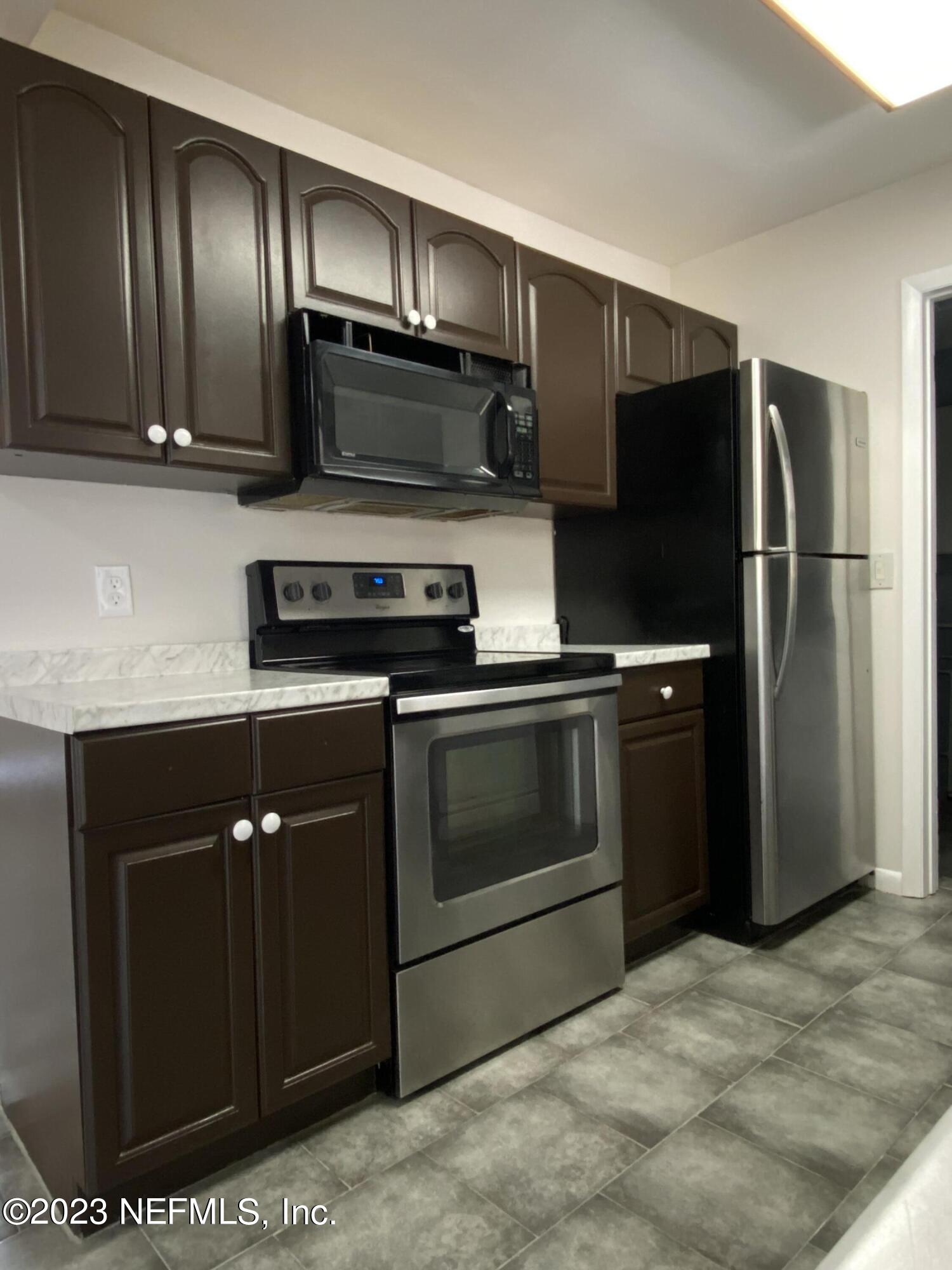 6217 Shetland Road Jacksonville, FL 32277 - Photo 8 of 20 IMG_6415