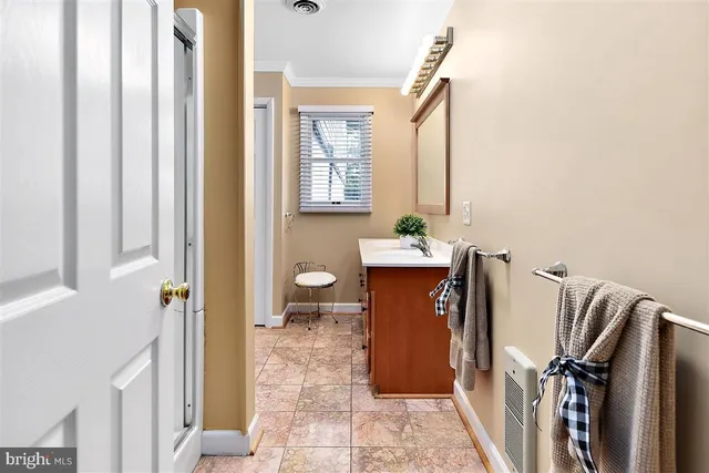 $1,800 | 37946 Muddy Neck Road, Ocean View, DE 19970