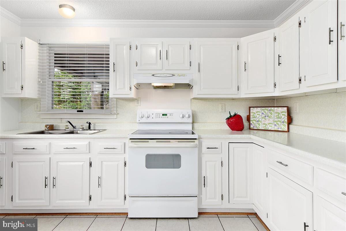 37946 Muddy Neck Road Ocean View, DE 19970 - Photo 5 of 24