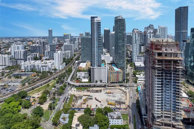 $1,590,000 | 60 Southwest 13th Street, Unit 3400, Miami, FL 33130