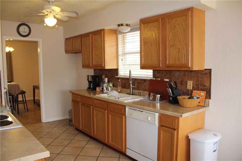 202 Laurel Court Luling, LA 70070 - Photo 10 of 25