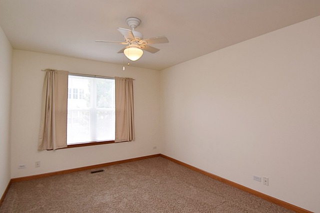202 Grand Ridge Road St. Charles, IL 60175 - Photo 14 of 18