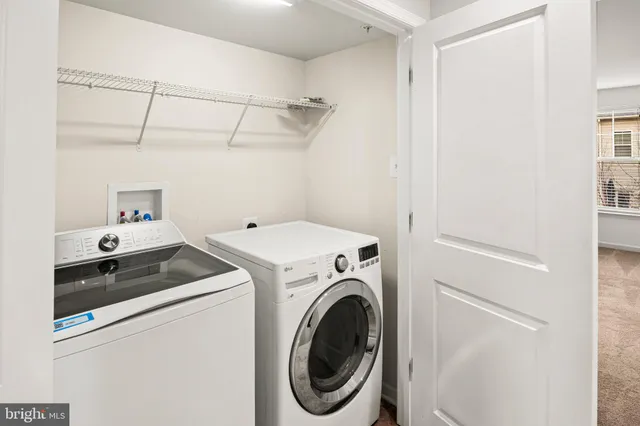 a view of a yard in front of a house