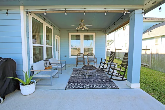 $339,000 | 13346 Pecan Trails Drive, Santa Fe, TX 77510