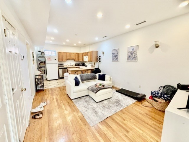 111 Salem Street, Unit 3 Boston, MA 02113 - Photo 1 of 14