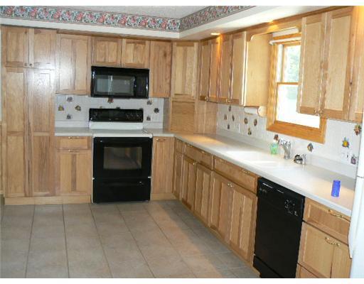 238 Ferry Road Lisbon, ME 04250 - Photo 3 of 10 Kitchen.
