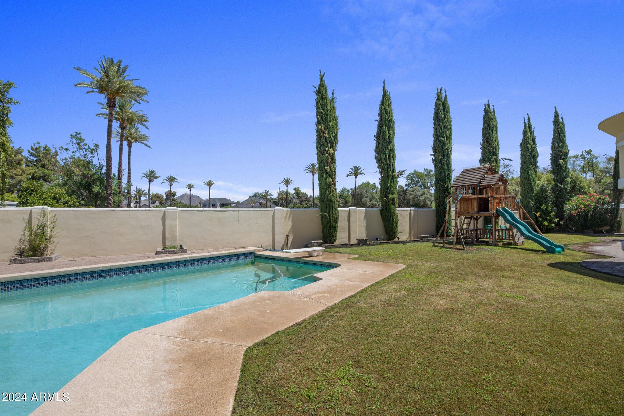 12 West Kaler Drive Phoenix, AZ 85021 - Photo 36 of 41 Backyard