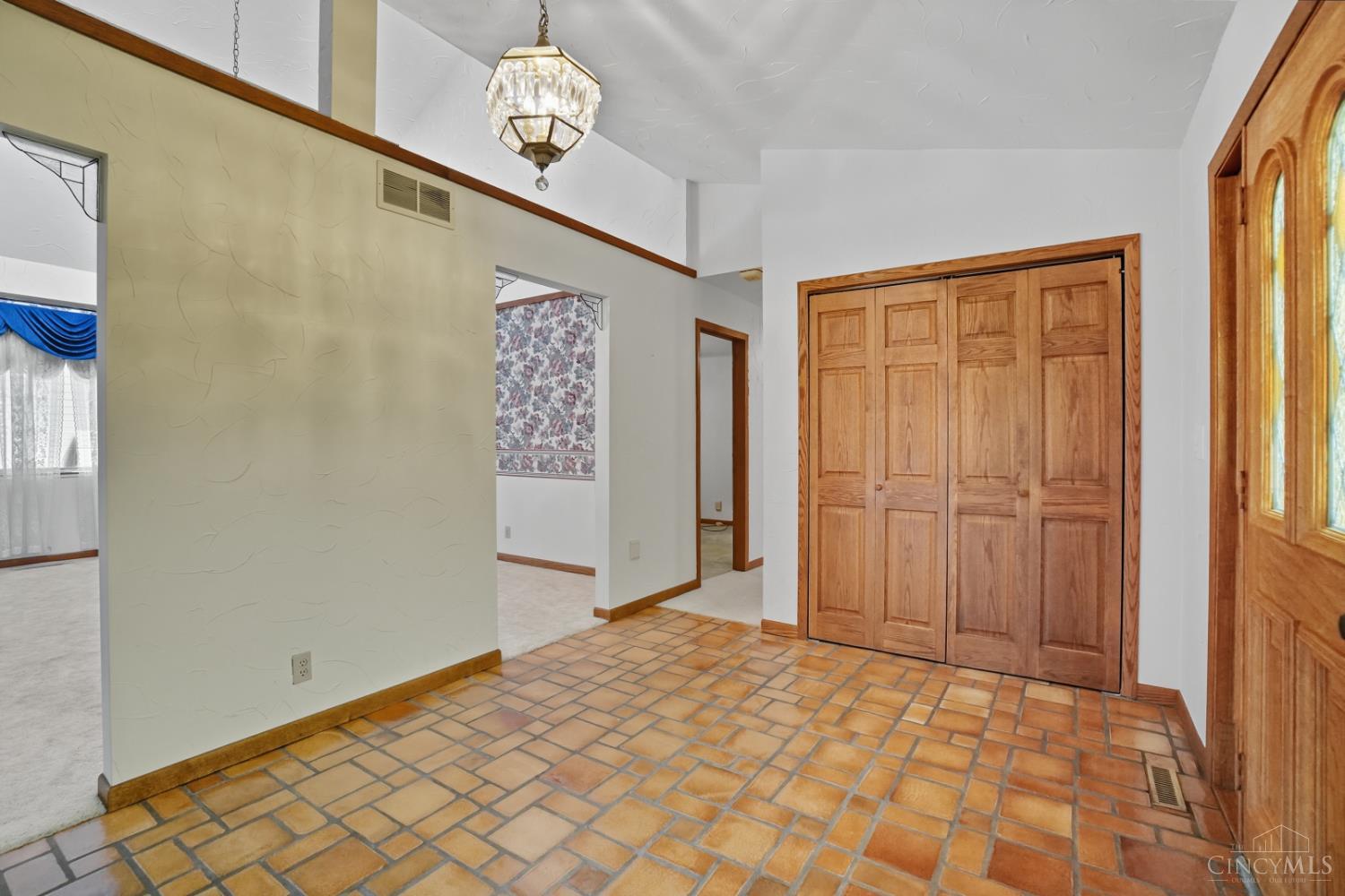 6251 West Fork Road Cincinnati, OH 45247 - Photo 9 of 75 Gallery Image 9