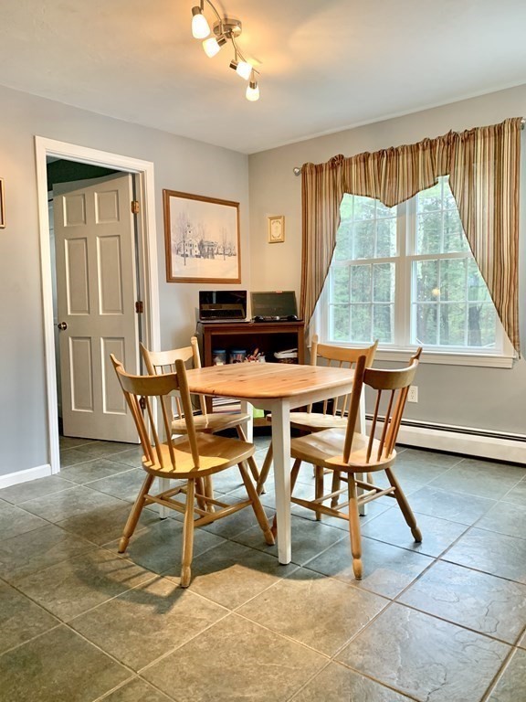 23 Watson Lane Rutland, MA 01543 - Photo 12 of 37