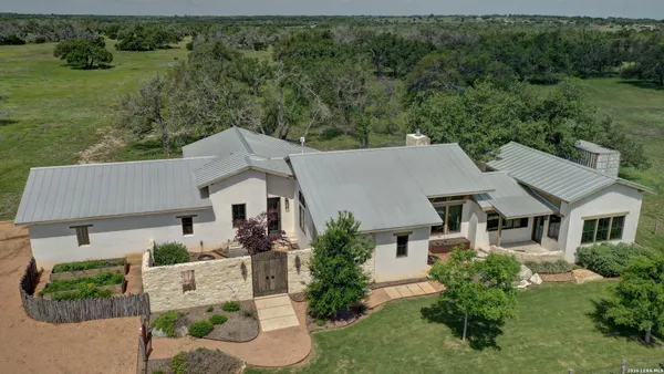 $1,499,000 | 2178 South Ranch Road 783, Harper, TX 78631
