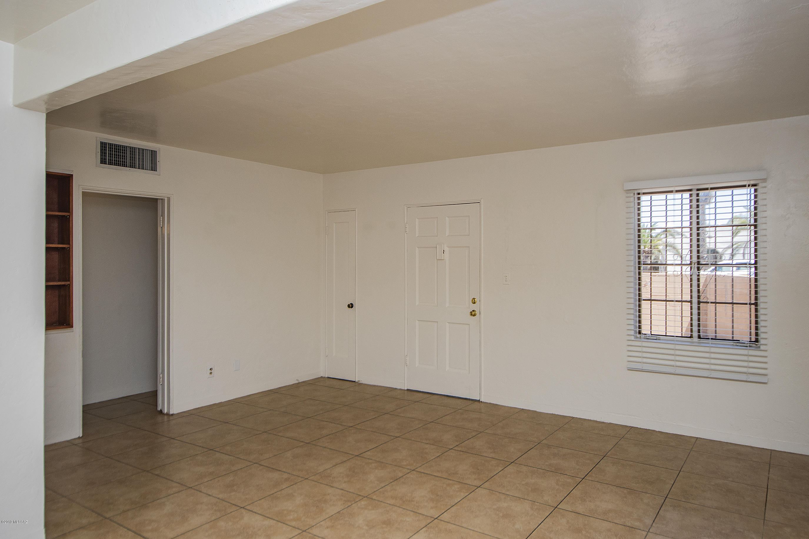 1714 East Grant Road Tucson, AZ 85719 - Photo 9 of 19