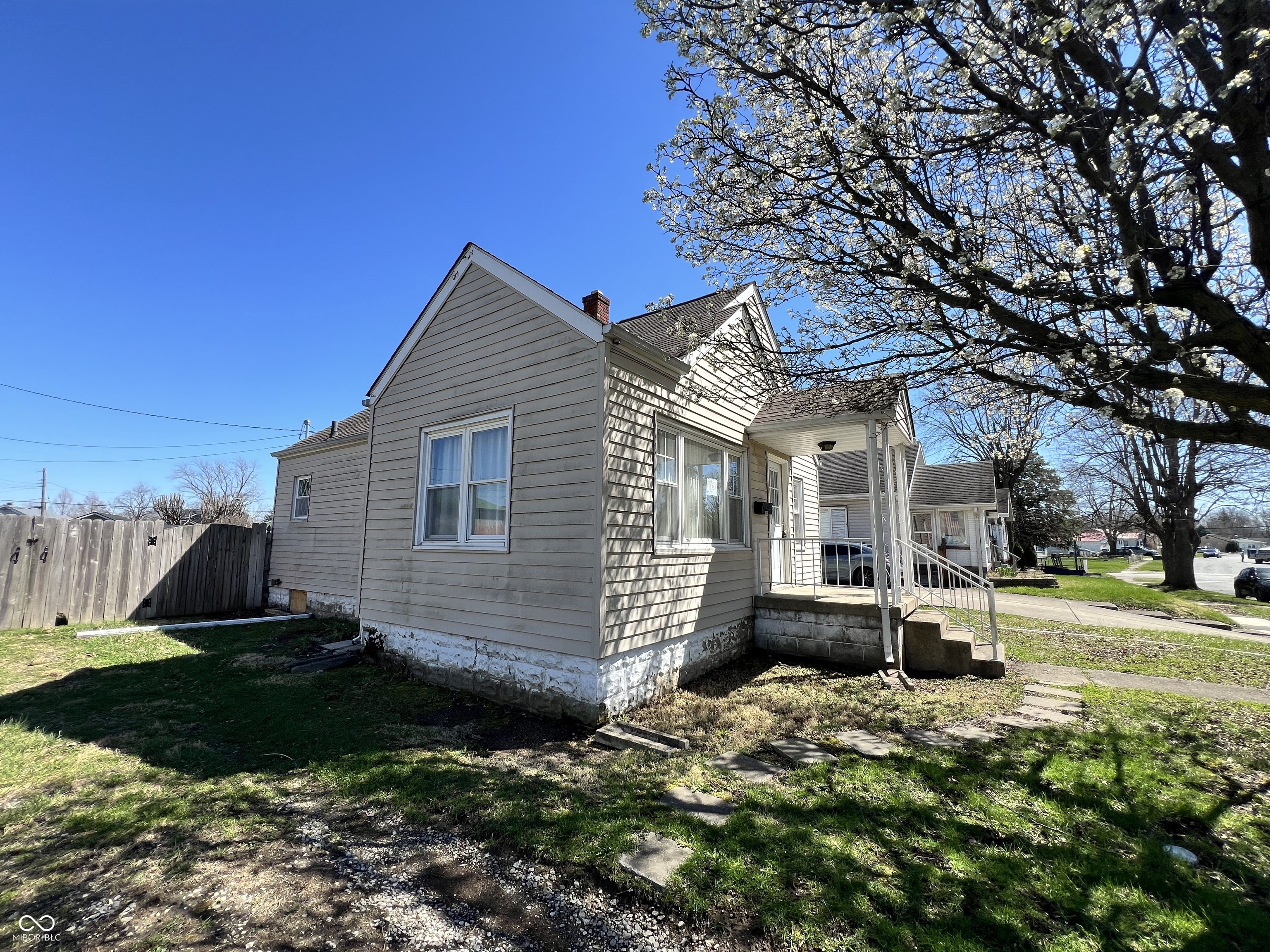 3620 Andover Road Anderson, IN 46013 - Photo 2 of 10