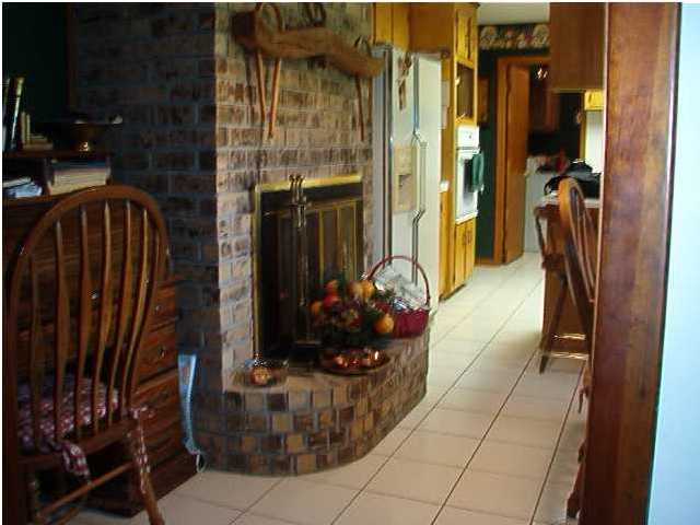 371 John Road Holt, FL 32564 - Photo 5 of 6 Gallery Image 5