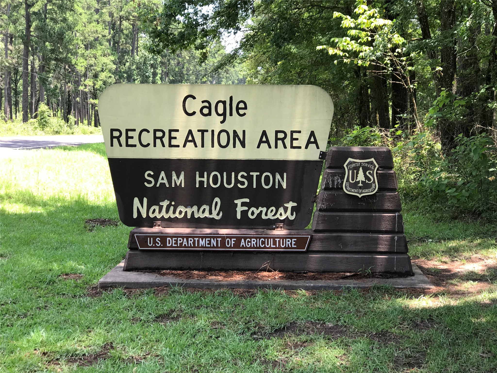 4-a-12-9 Red Hawk Road Huntsville, TX 77340 - Photo 27 of 29 a sign on the side of the road